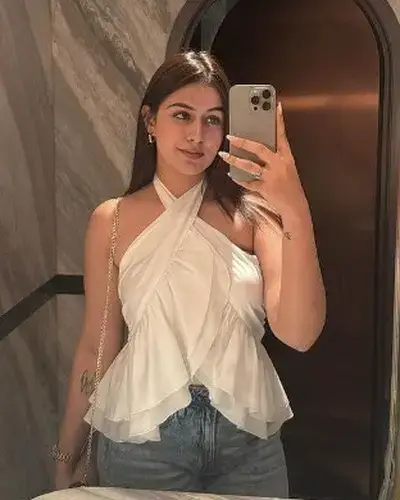 Call Girl Sikar